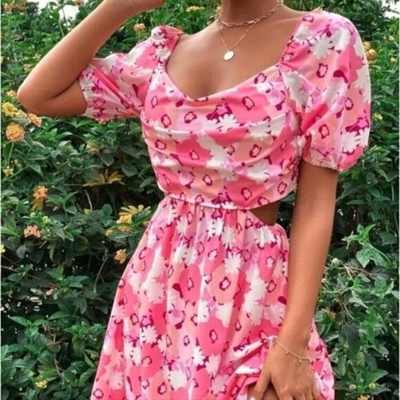 FLORAL ALL OVER PRINT CUT OUT BACKLESS DRESS - Picture 1 of 10
